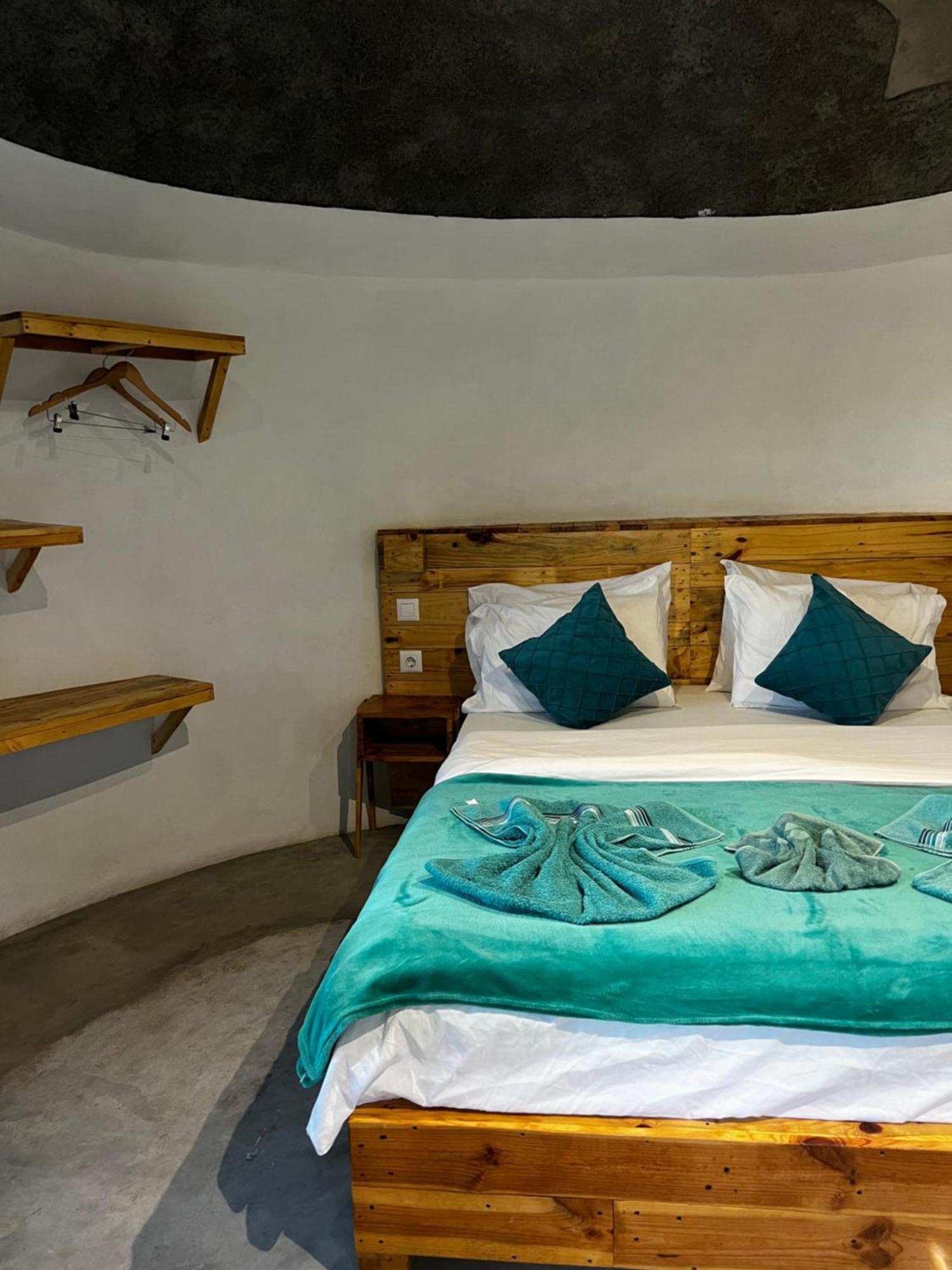 Ecofunco Bed & Breakfast Portela Exterior photo